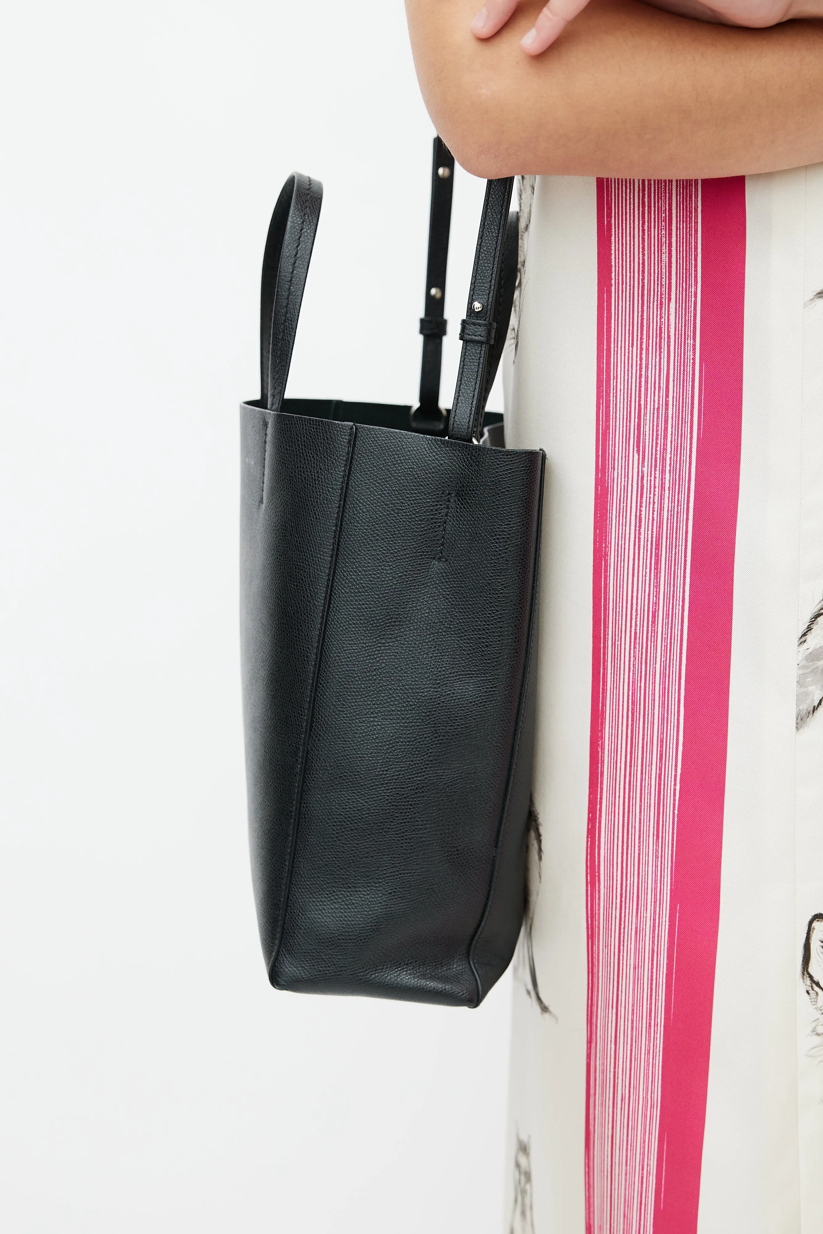 2016 Black Cabas Crossbody Bag