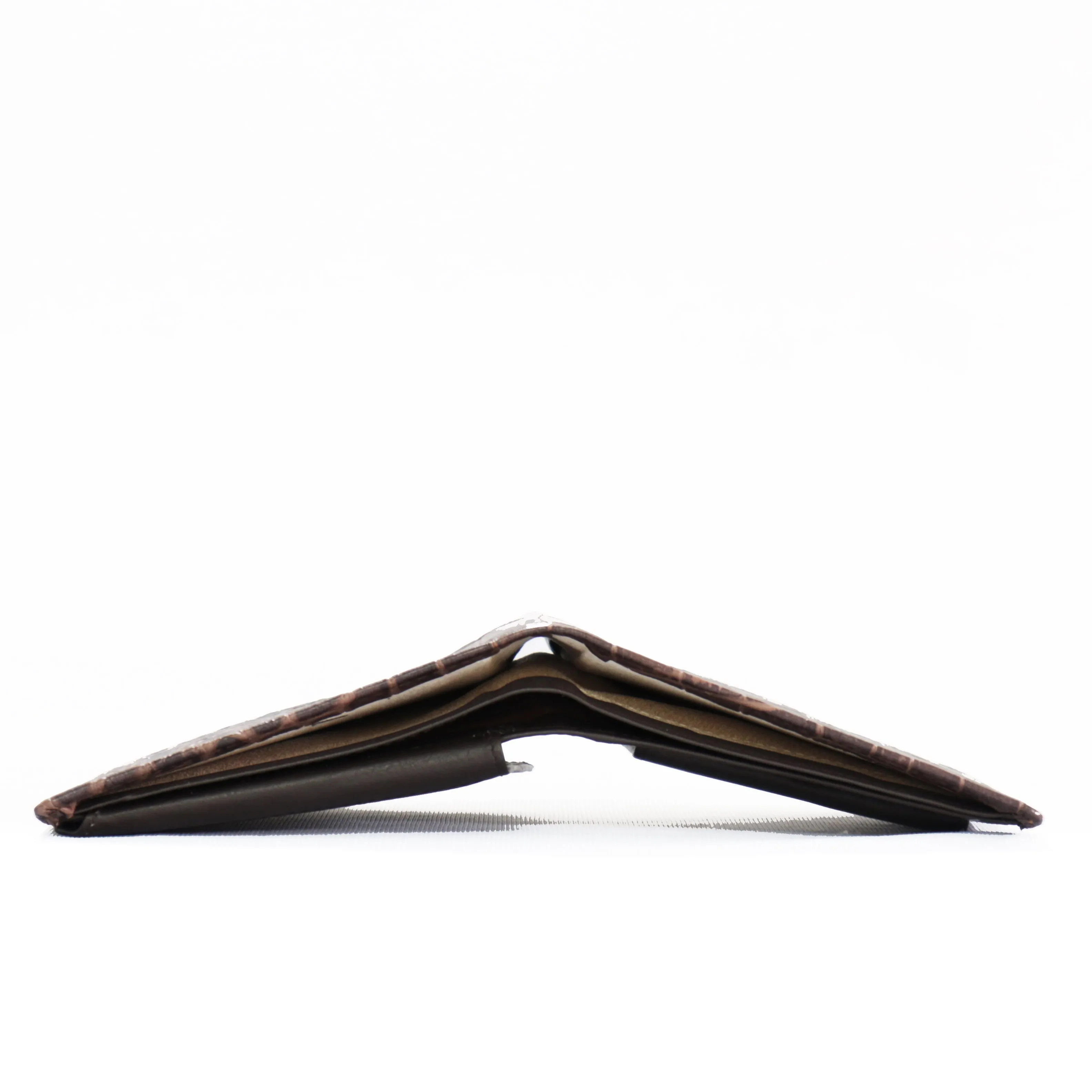 Genuine Leather Crocodile Embossed Men's Regular Wallet (Brown)