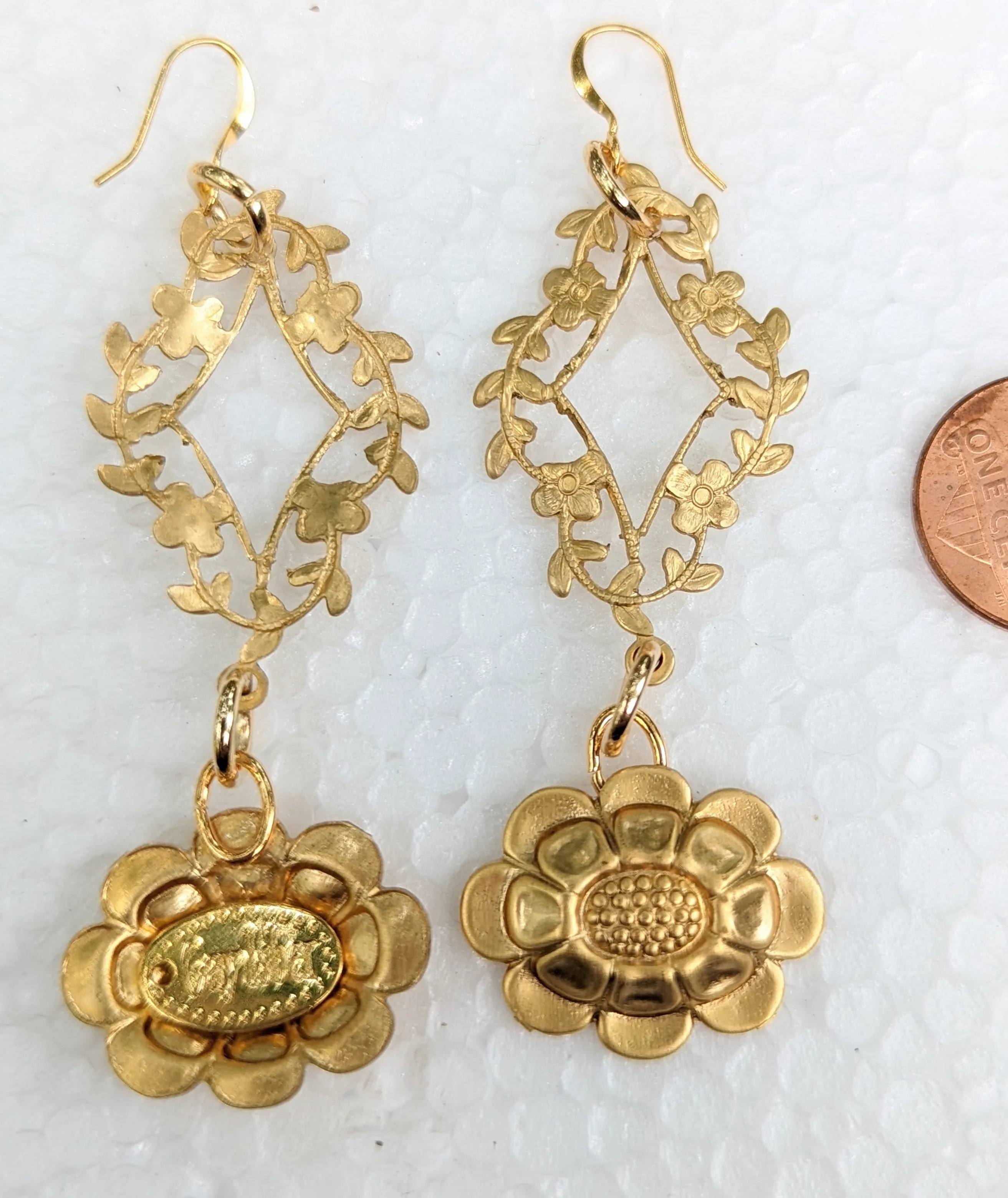 Kate Loves Flowers USA made Gay Isber Free gift bag sustainable jewelry